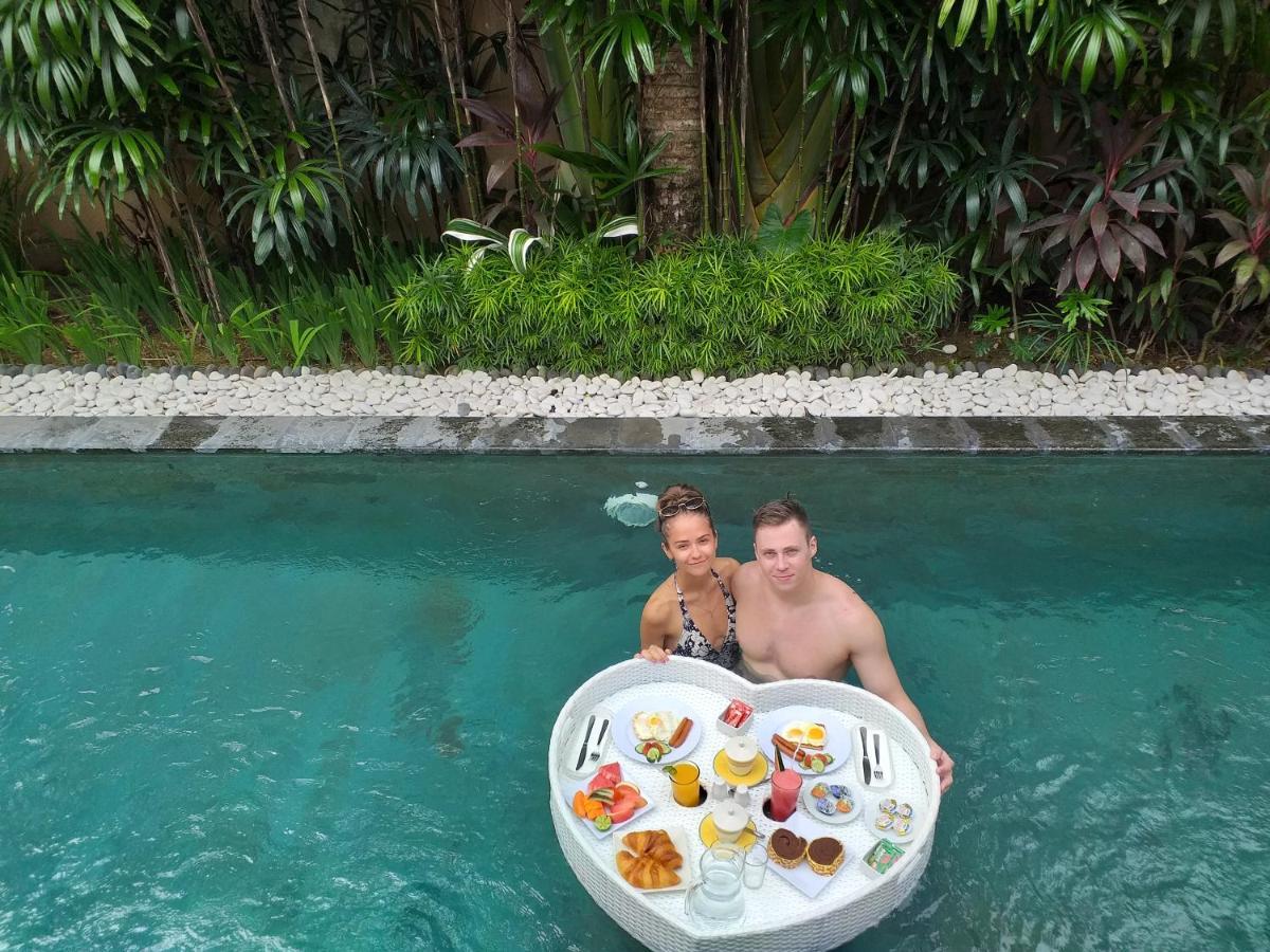 Joglo Villa Bali Penatih Buitenkant foto