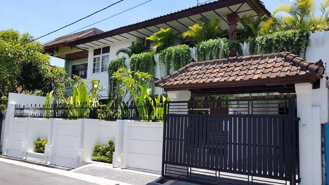 Joglo Villa Bali Penatih Buitenkant foto